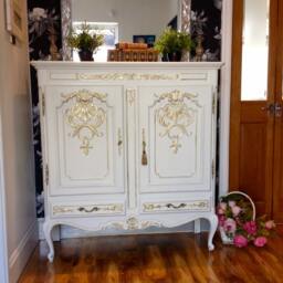 Hand Painted Carved Vintage French Cabinet Shabby Chic Drinks Tv Linen Cupboard - thumbnail 3