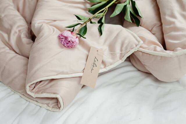 Wool Duvet Size 135x200 cm, Summer Warmth, Pink - Us Duty Paid - image 1