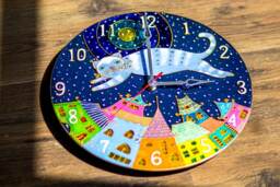 "Whimsical Art Clock Cat, Handpainted Stained Glass Wall Clock D 14 "