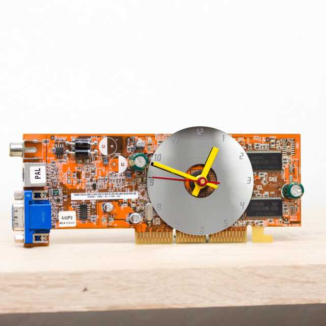 Mini Desk Clock - Unique Made With An Old Graphics Card, Slim - image 1