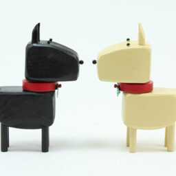 Scottie Dog With Holly Christmas Collar - Scottish Terrier Wood Figurine Wheaten Pet Portrait Folk Art - thumbnail 2