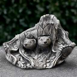 Hedgehog Couple in Burrow Statue Cement Hedgehogs Forest Nest Stone Woodland Animal Sculpture Garden Hedgehog Decor Animal Ornament - thumbnail 3