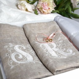 Monogrammed Linen Pillowcase Stonewashed Organic Bedding - thumbnail 3