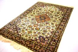 Traditional Luxury Handmade Silk On Cotton Rug, Handwoven Persian Design Home Decorative Rug, 4x2.5 Sq.ft Size - thumbnail 1