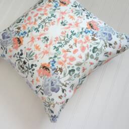 Subtle Moods No.3 Watercolor Design Pillow Cover, Designer Fabric 18x18, 20x20, 22x22, 24x24, 14x20, 12x21, 12x26 - thumbnail 2