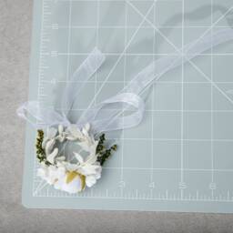 White Peony Communion Candle Decoration Floral Wreath - thumbnail 4