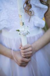 White Peony Communion Candle Decoration Floral Wreath - thumbnail 1