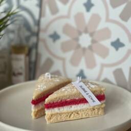 Victoria Sponge Cake Candles - Dessert Decorative Handmade Novelty Unique Food Lookalike Gifts Full Size - thumbnail 2