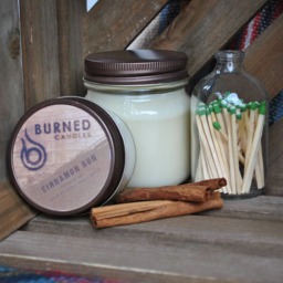 Cinnamon Bun Soy Candle - thumbnail 3