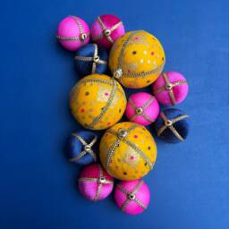 Handmade Bauble - Bauble Christmas Diwali Decor Mehendi Wedding Favour Tree Home Reuse Gift - thumbnail 2