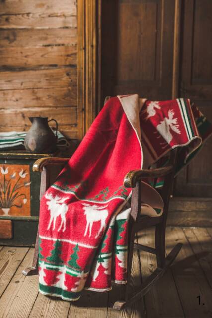 Christmas Deer Blanket Natural New Zealand Wool Reversible Throw - 130x200cm - image 1