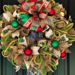 Red & Green Christmas Bow Wreath For Your Front Door - thumbnail 3