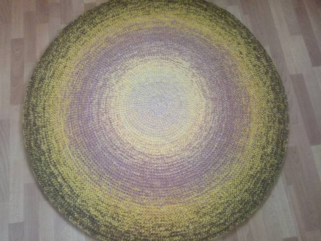 Handmade Round Wool Rug, Modern Crochet Carpet, Custom Colors - image 1