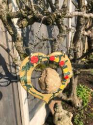 Hand Painted Heart Shaped Cast Iron Suet Ball Bird Feeder Hanging Garden Ornament - thumbnail 1