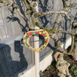 Hand Painted Heart Shaped Cast Iron Suet Ball Bird Feeder Hanging Garden Ornament - thumbnail 3