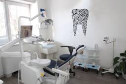 Dental Clinic Wall Decal Tooth Vinyl Sticker 1282 - thumbnail 1