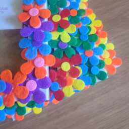 Colourful Felt Flower Photo Frame 4 X 6 Inches - thumbnail 1