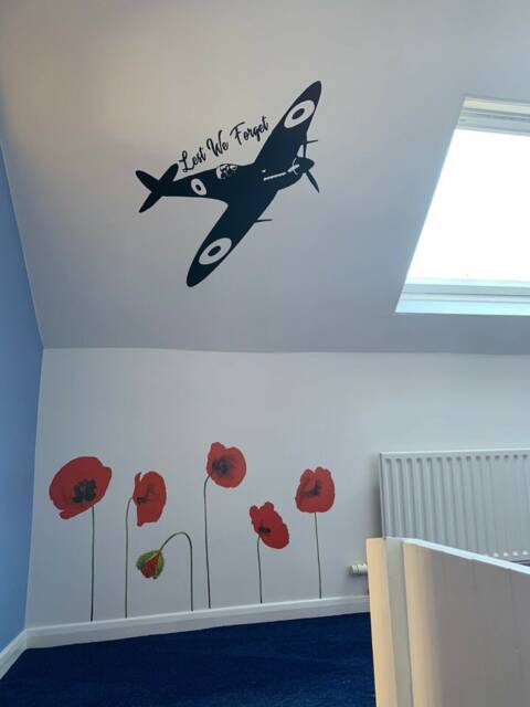 Lest We Forget Spitfire Fighter Plane Decal Sticker Ww2 Spit Fire Raf Remembrance Vinyl Wall Art Graphic Army Car Van Bonnet Side British