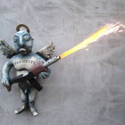 Ceramic Guardian Angel - thumbnail 4