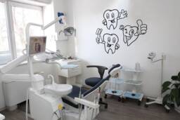 Dental Clinic Wall Decal Cartoon Tooth Decor 1279 - thumbnail 1