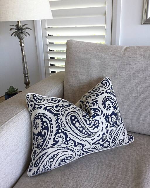 Navy Blue Paisley Linen Pillow Cover Lumbar Cushion - 35cm X 50cm - image 1