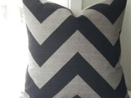 Chevron Pillow Cover 24x24 - Black Zig Zag Linen Throw - thumbnail 2