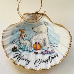 Scallop Shell Christmas Bear Hanging Ornament Gilded With Gold Leaf, Festive Decor, Traditional Bauble - thumbnail 2