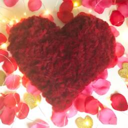 Heart Wall Art - Woollen Heart Plaque Wall Decor Merino Wool Artwork Valentines Red - thumbnail 3
