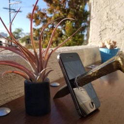 Impaled Iphone Sculpture - thumbnail 2