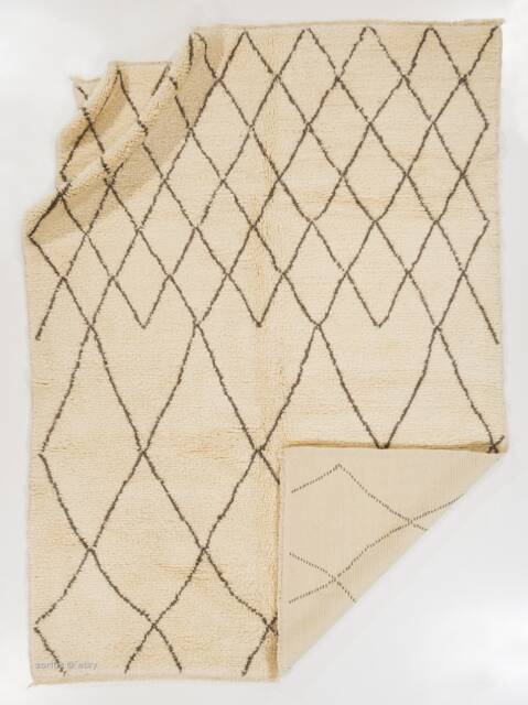 Handmade Beni Ourain Rug Moroccan Berber Wool Rug With Diamond Pattern - image 1