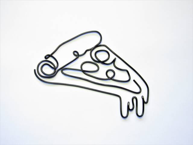 Pizza Slice Sign Wire Wall Art Kitchen Decor Art, Pizza Gift Home Decor, Food Display Dining Room Hangings - image 1