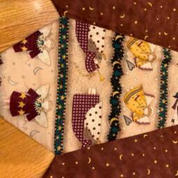Christmas Tree Skirt, Angels, Debbie Mumm Fabric, Quilted, Hearts, Burgundy, Cream - thumbnail 4
