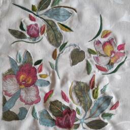 Pink & Green Flowers Abstract Hand Embroidery Wall Art - thumbnail 4