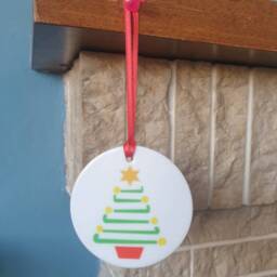 Hockey Sticks Themed Ceramic Christmas Tree Decoration - thumbnail 3