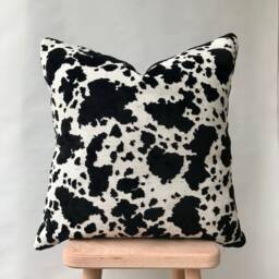 Black Off White Velvet Throw Pillow Cover , Cow Pattern Euro Sham Lumbar Texture Pillowcase Designer Cushion 14x20 24x24 Case - thumbnail 1