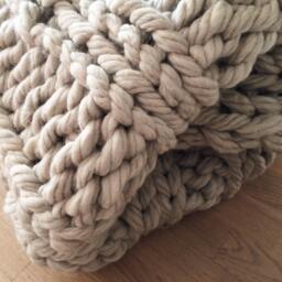 Chunky Knit Blanket, Giant Wool Blanket Merino Arm Knitting Chunky Yarn Throw, Ivory White Christmas Gift Home Decore - thumbnail 2