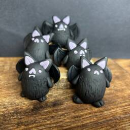 Pet Bat, Desk Buddy - thumbnail 2