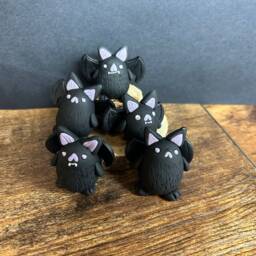 Pet Bat, Desk Buddy - thumbnail 3
