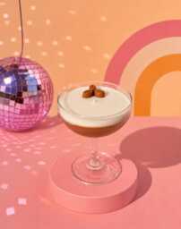 Espresso Martini Candle in Coupe Glass, Roasted Scent - thumbnail 1