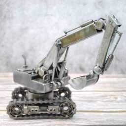 Scrap Metal Excavator Sculpture, Handmade Backhoe Loader Model, Geek Valentine Gifts - thumbnail 3