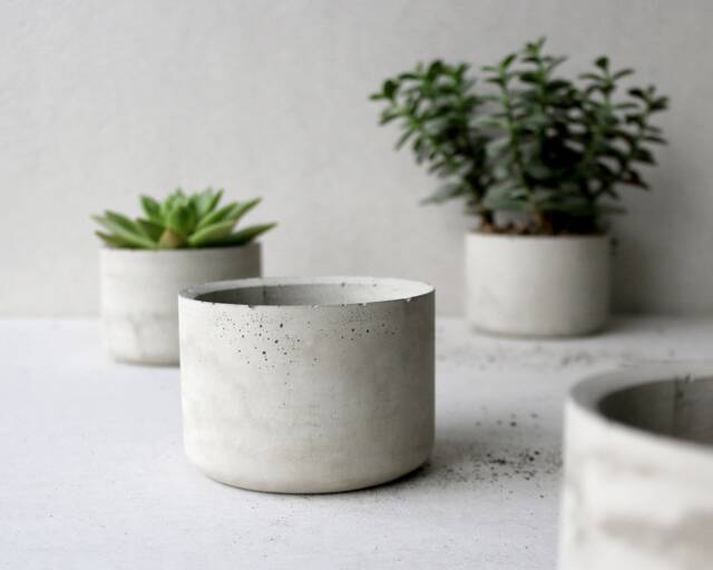 Minimalist Round Concrete Planter - Handmade Succulent Pot - image 1