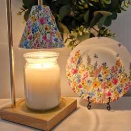 Beautiful Electric Floral Meadow Candle Warmer Lamp. Table Lamp.matching Picture Plate Available - thumbnail 3