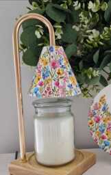 Beautiful Electric Floral Meadow Candle Warmer Lamp. Table Lamp.matching Picture Plate Available