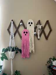Macrame Ghost Wall Hanging - Halloween Art Trendy Decor Pink Boho Spooky Season - thumbnail 1
