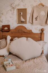 "Velvet Ginkgo Leaf Pillow ""Cream" - thumbnail 1