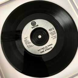 Dire Straits - Sultans Of Swing Framed 7 Inch Vinyl Record Music Wall Art Gift - thumbnail 3