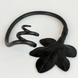 Vine Leaf Bottle Stand - thumbnail 4