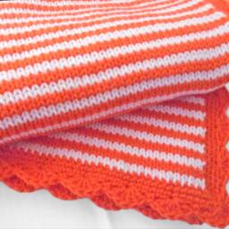 Knitted Baby Blanket Orange & White Stripes, Scalloped Border - thumbnail 2
