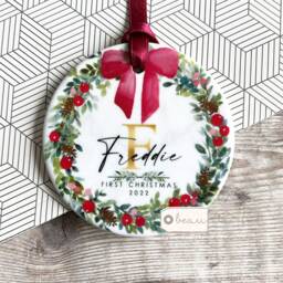 Personalised 1st First Christmas Gift New Baby Boy Girl Newborn Bow Wreath Design Ceramic Or Acrylic Round Ornament Keepsake