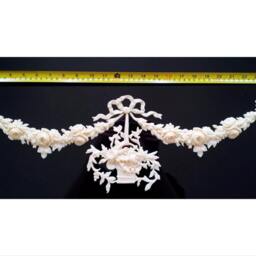 Large Ornate Applique Gilt Or White French Style Decorative Wall Furniture Moulding Pediment Plastic Decoration - thumbnail 2